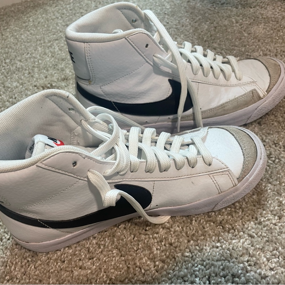 Nike high tops size 6.5